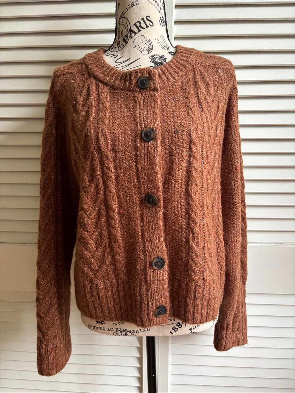 Cropped Cable Knit Cardigan Sweater L